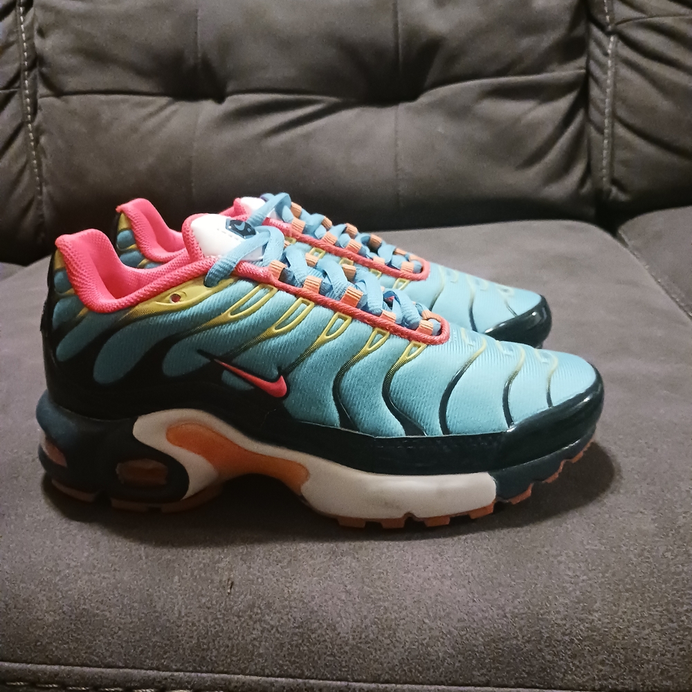 Nike Blue and Pink Sneakers with Air Max Cushioning